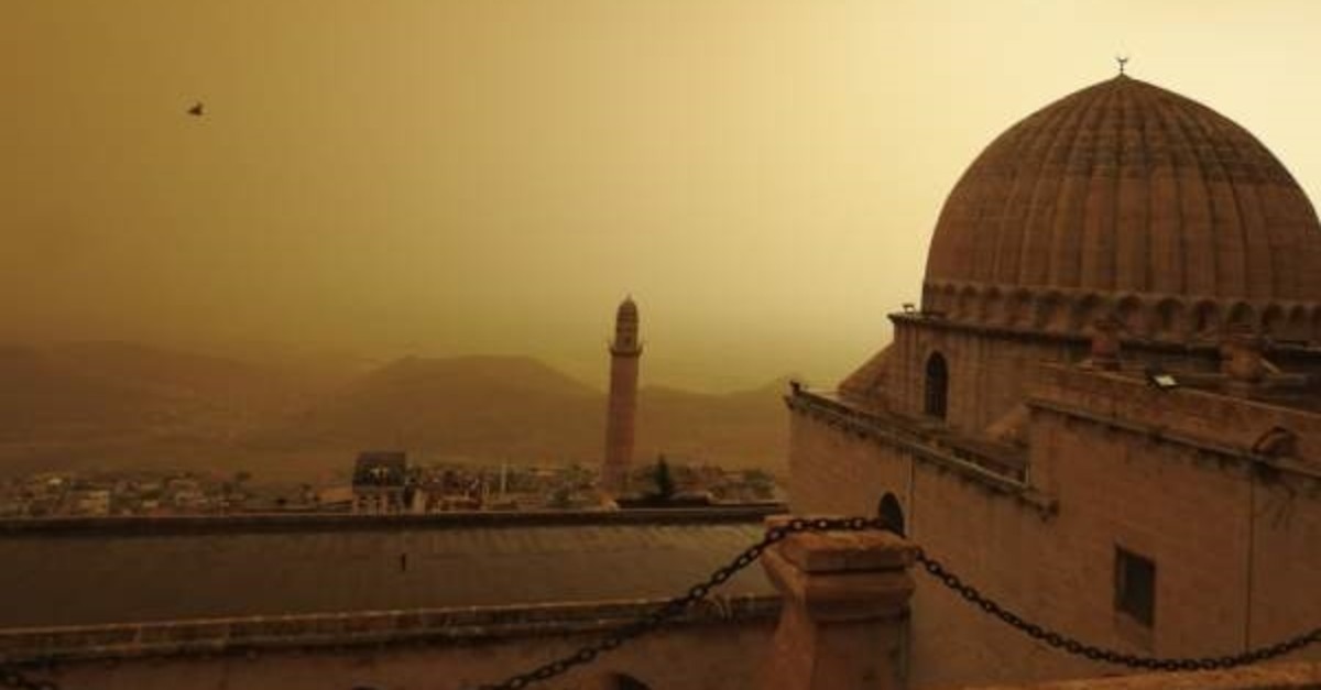 Mardin 136hdr, Mardin (meaning fortresses) is a city in sou…