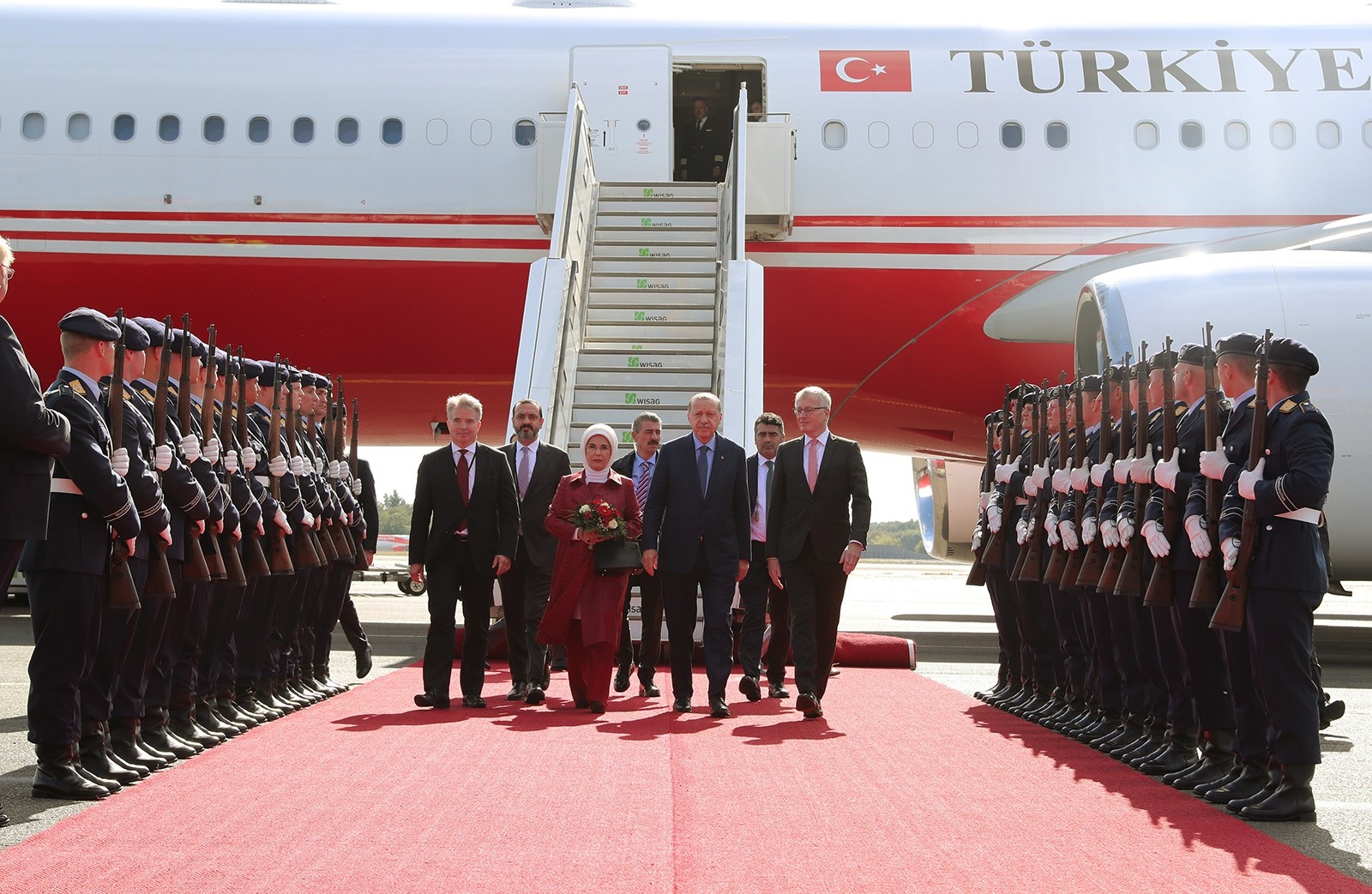 Эрдоган прибыл в Берлин в рамках 3-х дневного визита в Германию