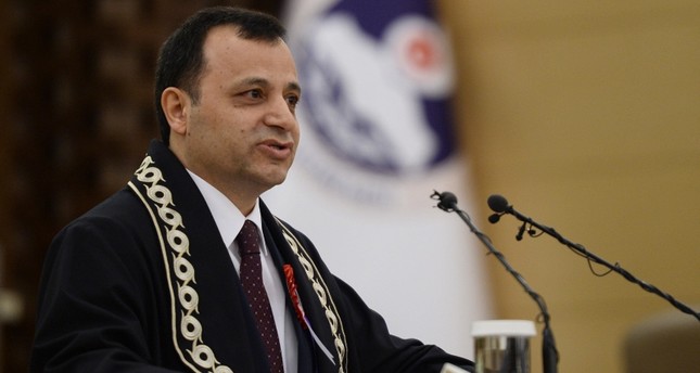 زهدي أرسلان رئيس المحكمة الدستورية التركية