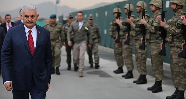يلدريم يجرى زيارة للقوات التركية في أفغانستان
