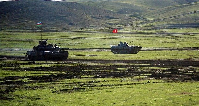 مناورات عسكرية مشتركة أجريت بين القوات التركية والأذربيجانية في محافظات باكو وأستارا وجبرائيل وإيميشلي في أذربيجان الأناضول