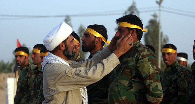 إيران تقرر منح جنسيتها لمسلحي المليشيات الأفغانية في سوريا