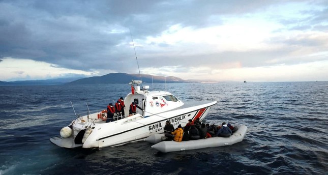 خفر السواحل التركي ينقذ 118 طالب لجوء بولايتي موغلا وأيدن