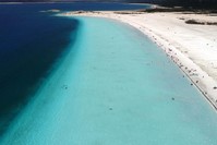 A Turkish expert warns that Lake Salda needs protection. It is the deepest lake in Turkey, which is often compared to the Maldives due to its white sandy beaches and turquoise water. (DHA Photo)