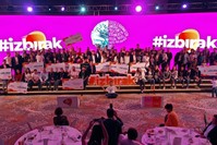 Many new startups looking for support found an opportunity to present their projects that involve AI, machine learning, IoT and robot software in areas such as health, production and agriculture at the 15th YFYu0130 2019 event.