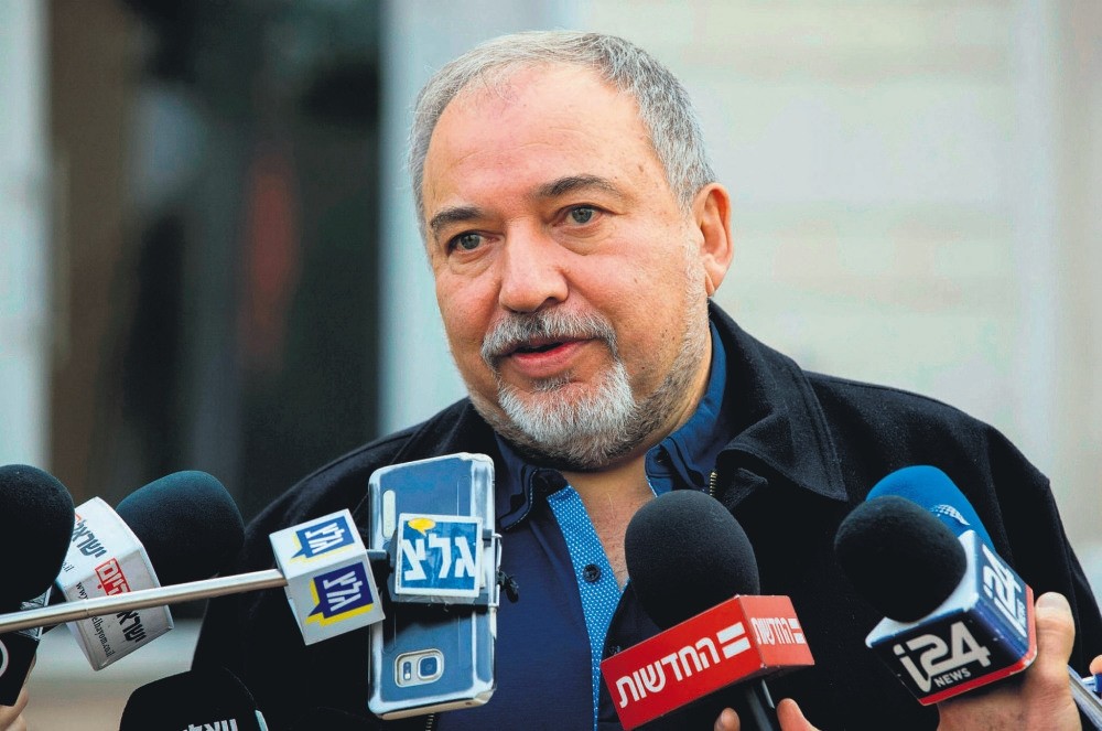 Israeli Defense Minister Avigdor Lieberman proposed to impose the death penalty on Palestinians.