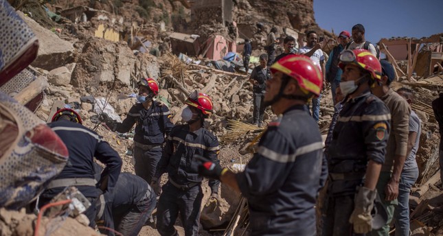 فرق الإنقاذ بالمغرب تواصل أعمال الإغاثة والبحث عن مفقودين تحت الأنقاض لليوم التاسع على التوالي صورة: الأناضول