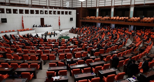 البرلمان التركي يقر تمديد مهمة القوات البحرية بمنطقة خليج عدن