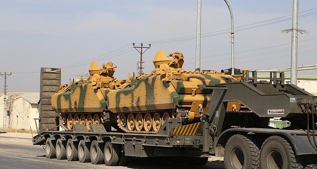 تحركات عسكرية واسعة للجيش التركي على الحدود مع سوريا