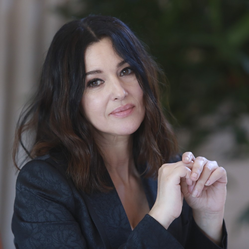 monica bellucci matrice gif