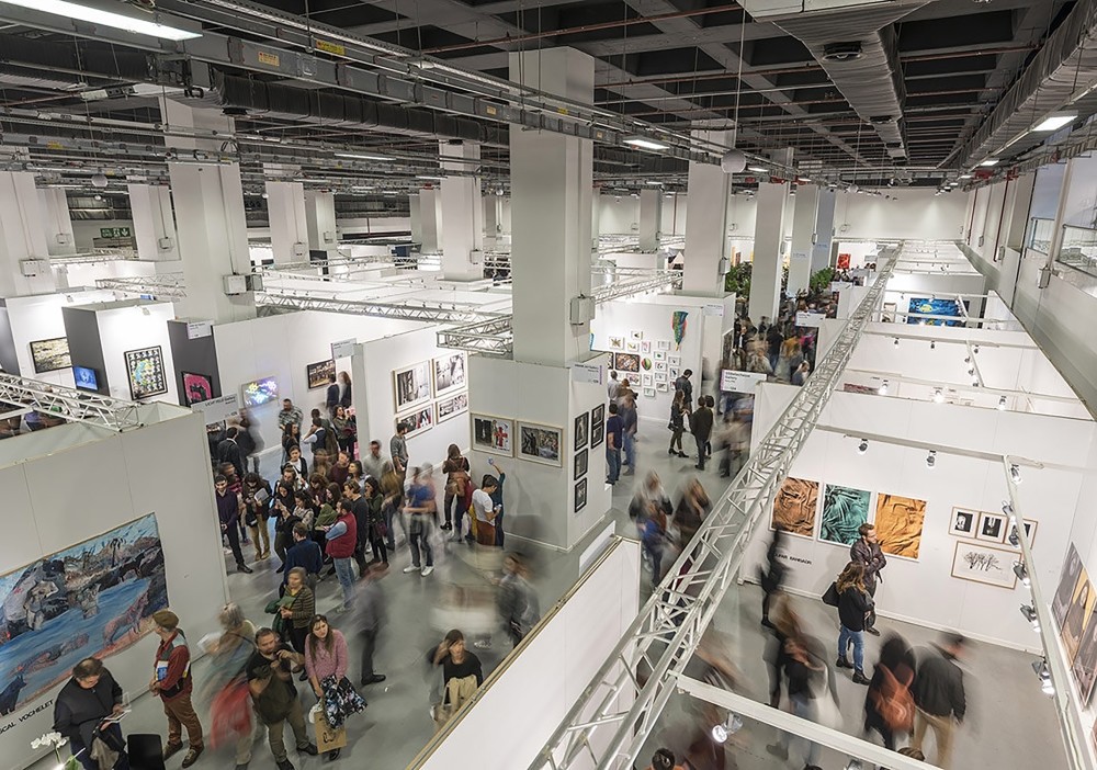 Some 83 galleries, 54 foreign galleries, 650 artists, of which 400 are foreign, will be at Contemporary Istanbul with approximately 2,000 works.
