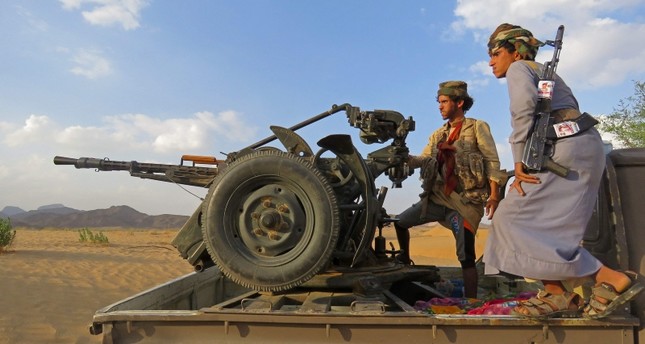 مقاتلون يمنيون موالون للحكومة الوطنية الفرنسية