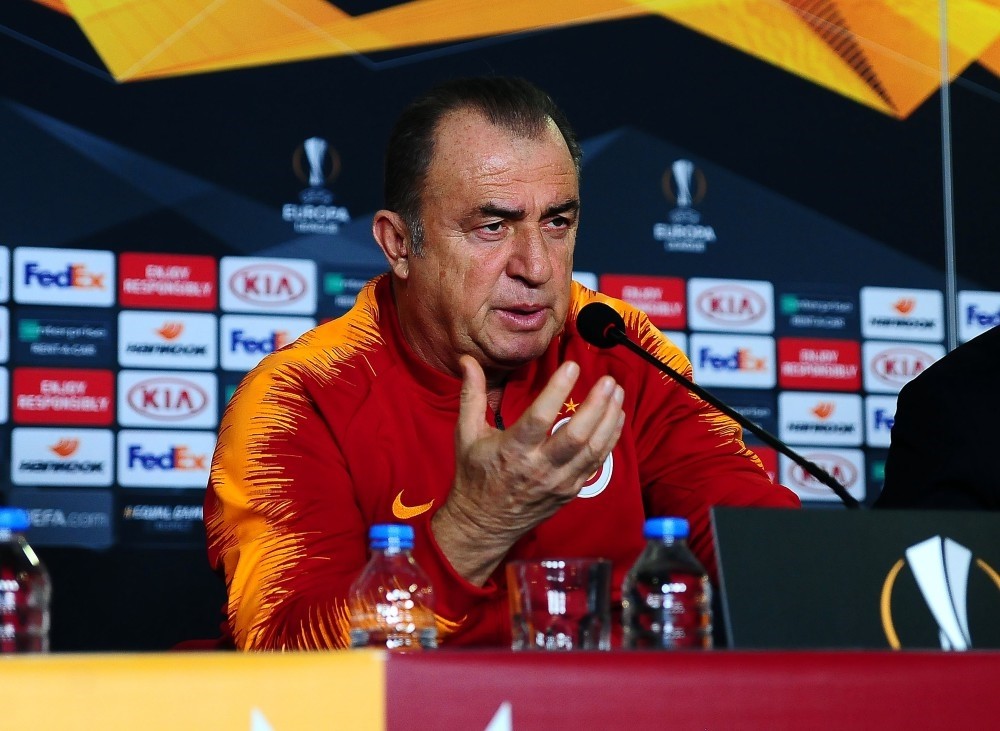 Fatih Terim speaks at a press conference in Istanbul, Feb.13, 2019. Terim relies on Diagne (right) and two new transfers in the starting 11 for a win against Benfica.