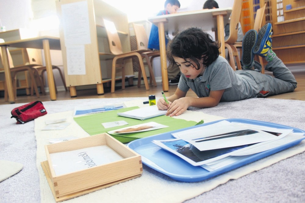 The Montessori Method disregards disciplinary systems, competition and the traditional classroom structure, instead it includes exclusively designed material, a classroom designed as a living space and promotes cooperation.