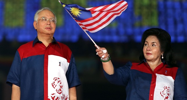 رئيس الوزراء الماليزي السابق وزوجته