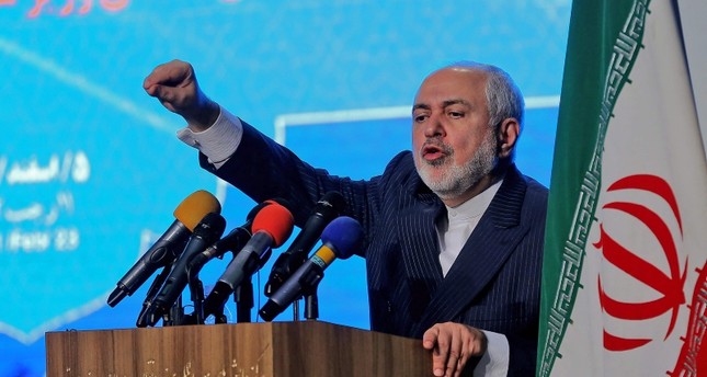 وزير الخارجية الإيراني يتحدث في المؤتمر الدولي للمطالبات القانونية الدولية للدفاع المقدس في طهران الفرنسية
