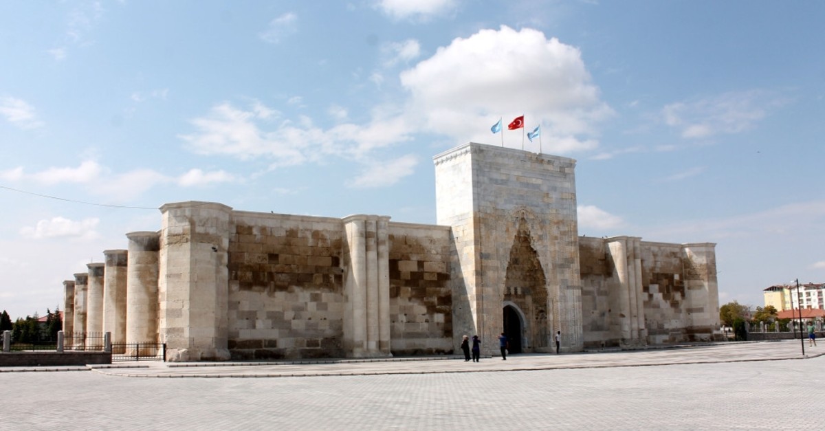 Sultanhanu0131 Caravanserai was built during the reign of the Seljuks.