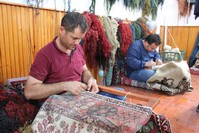 Sultanhanu0131's carpet repairers are the last of their generation and the town faces a lack of new repairers.