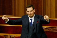 Ukrainian Prime Minister Oleksiy Honcharuk reacts after lawmakers voted to remove a ban on the sale of farmland, at the parliament building in Kiev, Ukraine November 13, 2019. (Reuters File Photo)