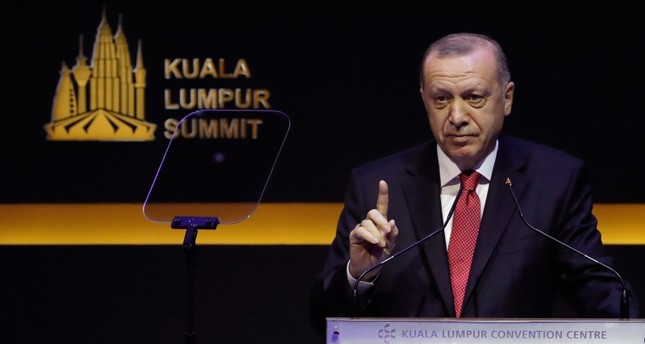 أردوغان يدعو لاستخدام العملات الوطنية في التبادل التجاري بالعالم الإسلامي
