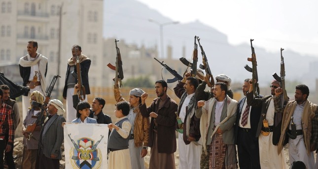 الحوثيون يعلنون السيطرة على 20 موقعاً للجيش السعودي بنجران