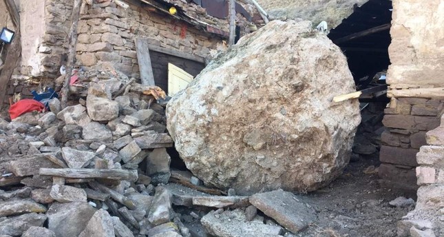 The 10-ton boulder that crashed into an outbuilding near a house in Konya, Feb. 19, 2020. DHA Photo