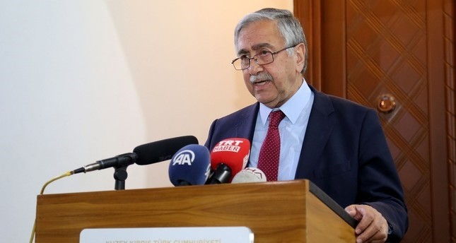 رئيس جمهورية شمال قبرص التركية يلمح إلى احتمالية عقد لقاء مع نظيره الرومي