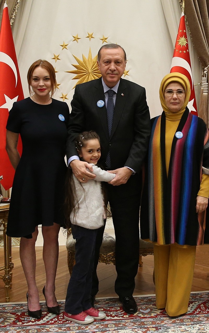Lindsay Lohan and Bana Alabed paid a visit to Erdoğan and the first lady at the presidential palace in Ankara. (AA Photo)