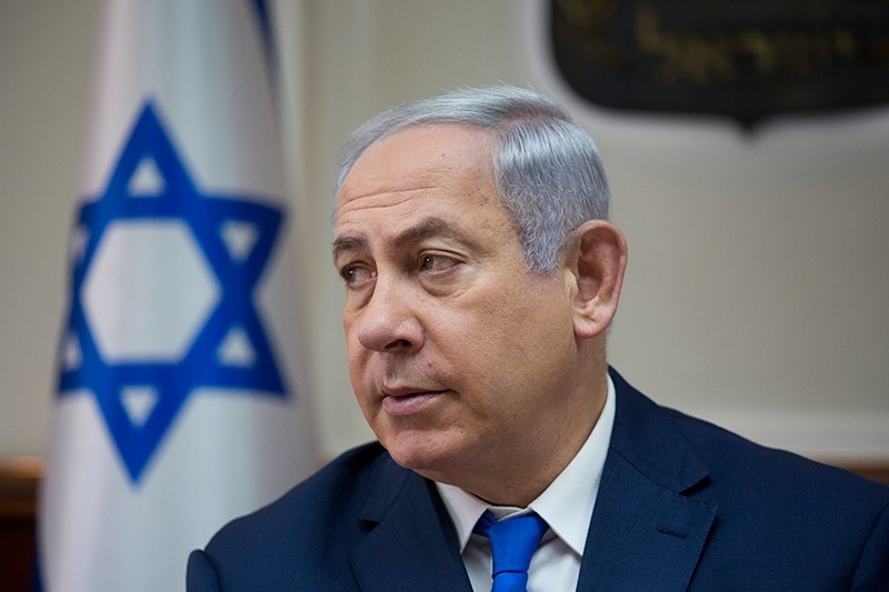 Israeli Prime Minister Benjamin Netanyahu chairs the weekly cabinet meeting at his office, Nov. 7, 2017. (EPA Photo)