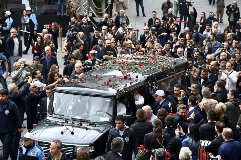 Turkey bids farewell to renowned photographer Ara Güler