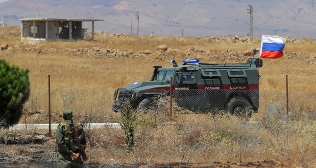 دورية روسية على الحدود السورية مع إسرائيل الفرنسية