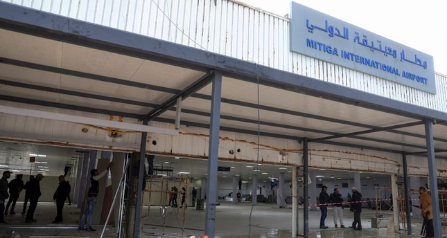 المطار الدولي قيد الترميم في العاصمة الليبية الفرنسية