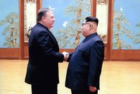  In this file photo released by the US Government on April 26, 2018, North Korean leader Kim Jong-Un (R) shakes hands with the former CIA Director, now US Secretary of State, Mike Pompeo (AFP Photo)
