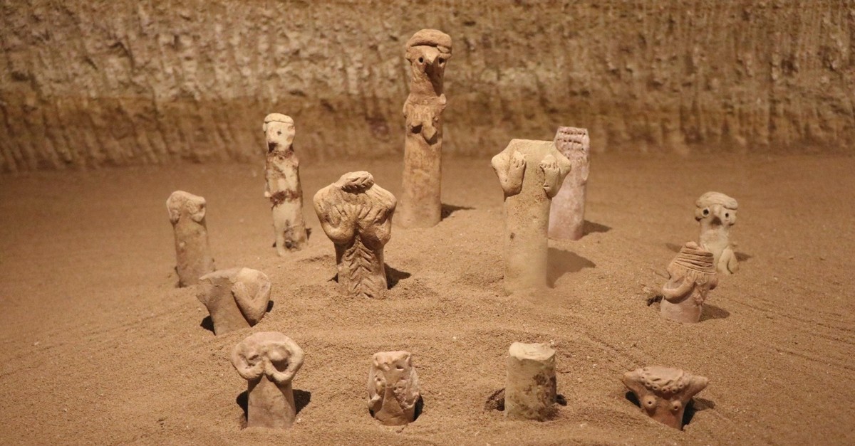 Figurines symbolizing gods and goddesses are on display at the Gu00fcray Museum in Nevu015fehir province.