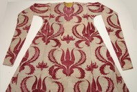 Many rare works like the kaftan of sultans are on display at the show.