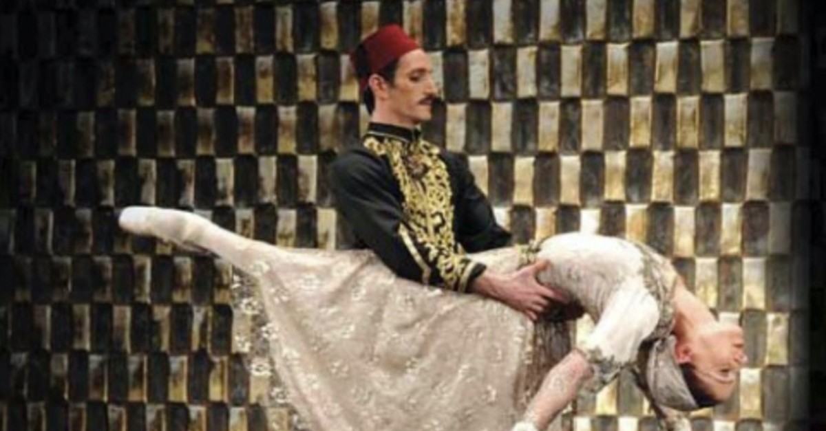 In the ballet, the dance of Murad V and his daughter is a remarkable scene.