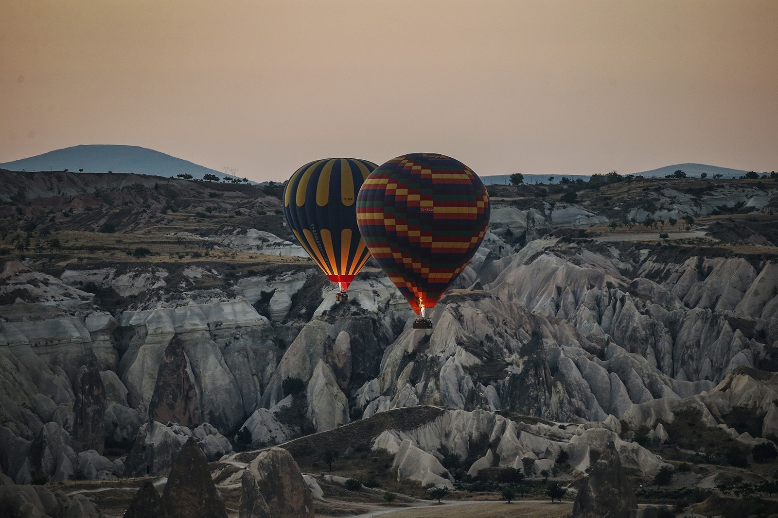 Полёт на воздушном шаре над Каппадокией на рассвете