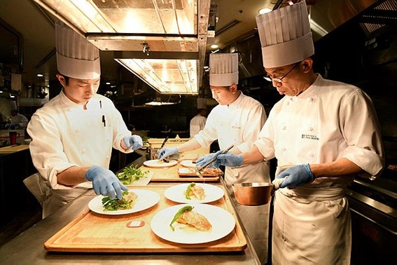 Chinese Cuisine Association (CCA), renowned experts in Chinese gastronomy and culture and Chinese master chefs take party in the event.