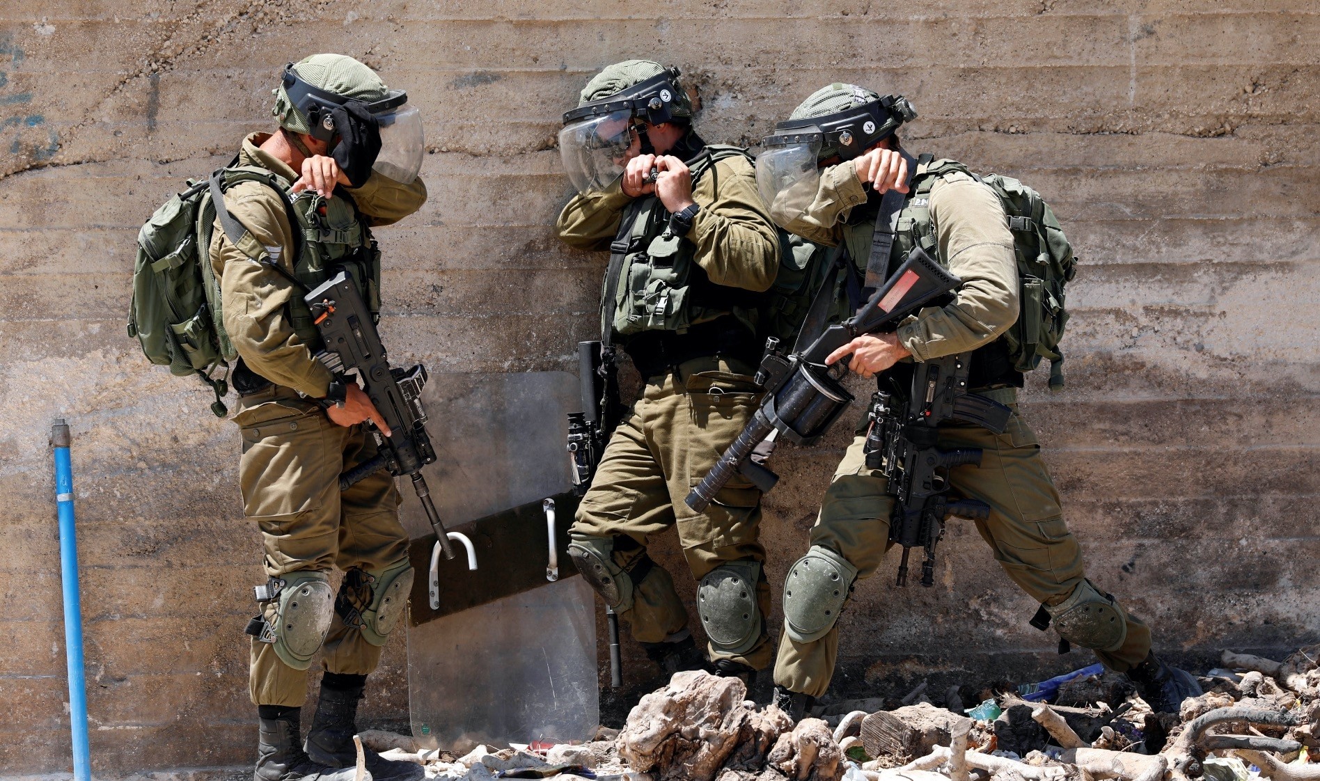 More Israeli soldiers suffer from mental problems, report says | Daily ...