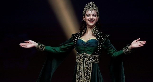 ممثلة تركيا في مسابقة ملكة جمال الكون 2018 تارا مادلين دي فرايس  EPA