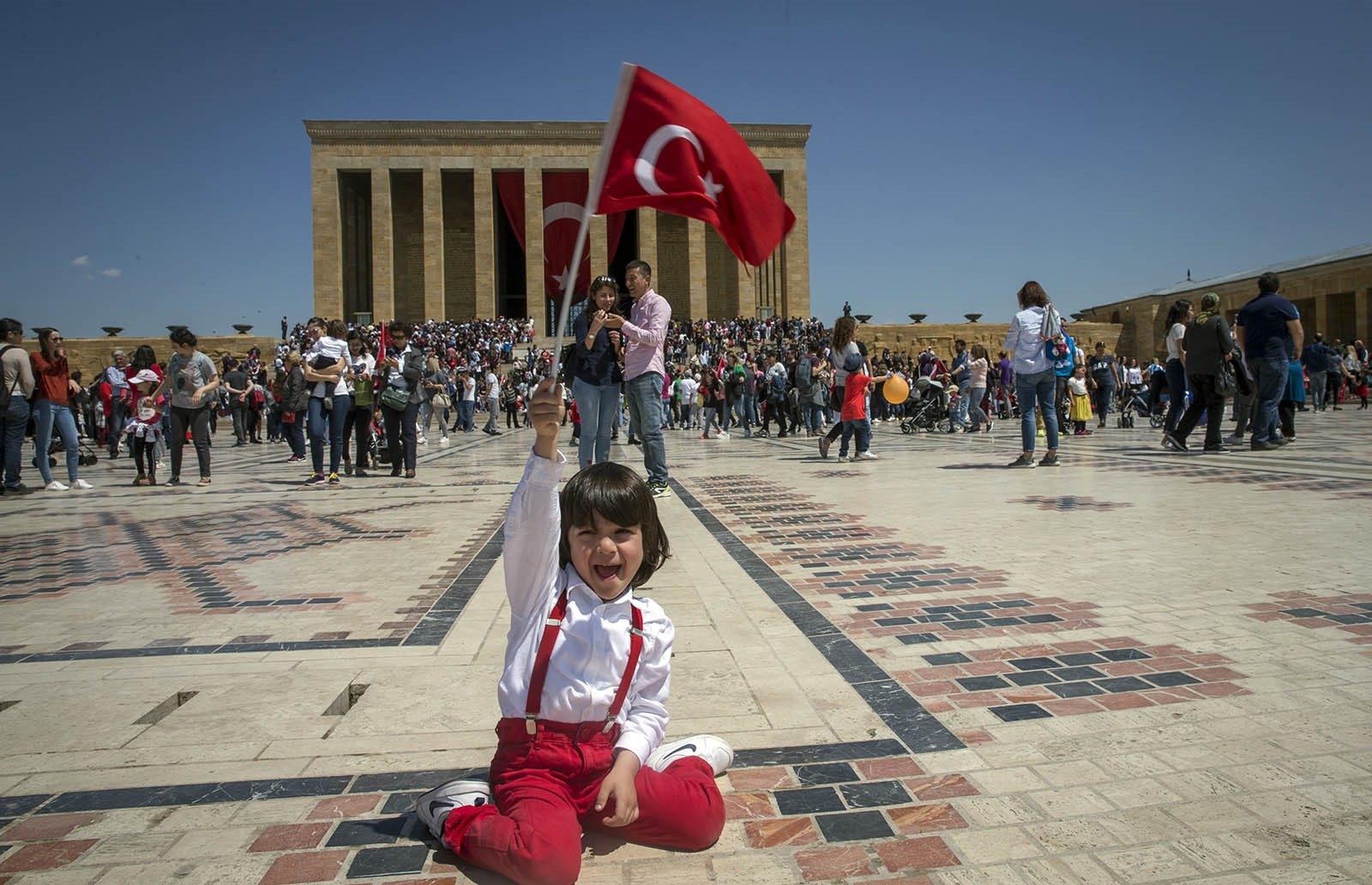 Millions of children throughout Turkey mark National Sovereignty and Children’s Day with dances and celebrations