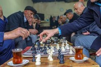Locals playing chess at a cafe in Van, Nov. 30, 2019. (AA Photo)