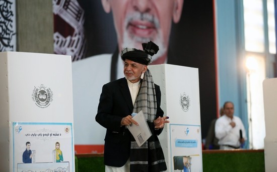 Afghanistan votes in presidential elections amid violence, Taliban threats