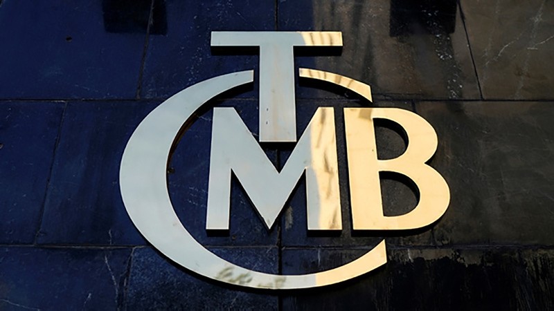 A logo of Turkey's Central Bank (TCMB) is pictured at the entrance of the bank's headquarters in Ankara, Turkey April 19, 2015. (REUTERS Photo)