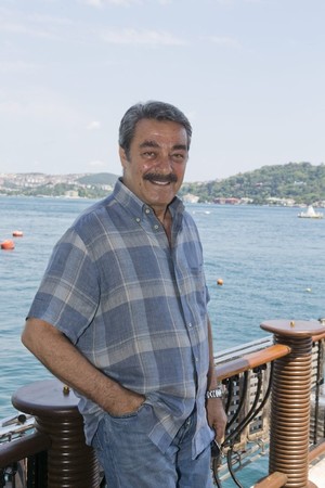 Kadir Inanır.