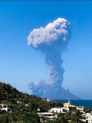 Photo from twitter account of @FionaCarter, taken from the nearby island of Panarea on July 3, 2019 (AFP)