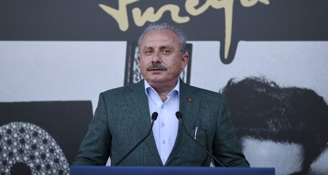 رئيس البرلمان التركي مصطفى شنطوب الأناضول