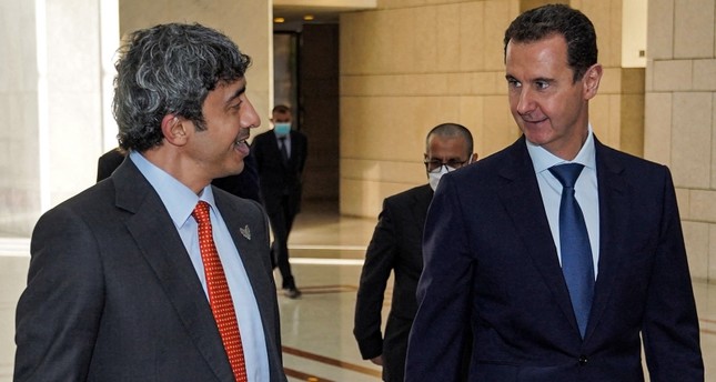 لقاء وزير الخارجية الإماراتي، عبد الله بن زايد برئيس النظام السوري في دمشق رويترز