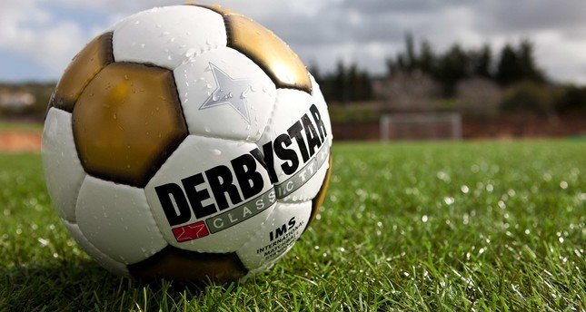 Adidas verliert den Ball - Bundesliga spielt künftig mit Derbystar