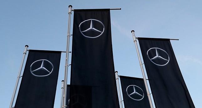 ألمانيا تسحب 774 ألف سيارة لشركة دايملر في أوروبا